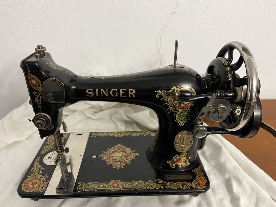 Masina cusut Singer originala stare f buna conditii optime antichitate