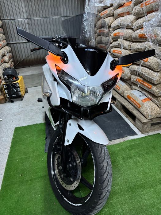 Honda CBR125r A1