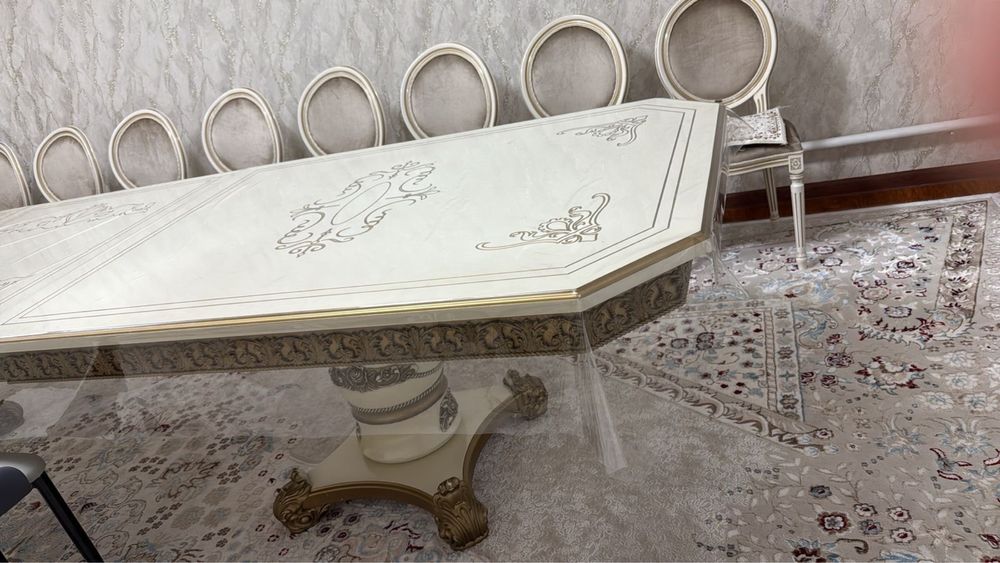 Стол стулья сатылады новый