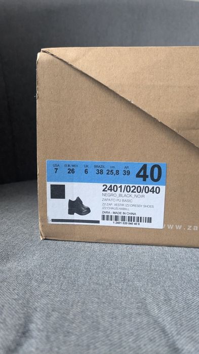 Pantofi negri Zara marimea 40