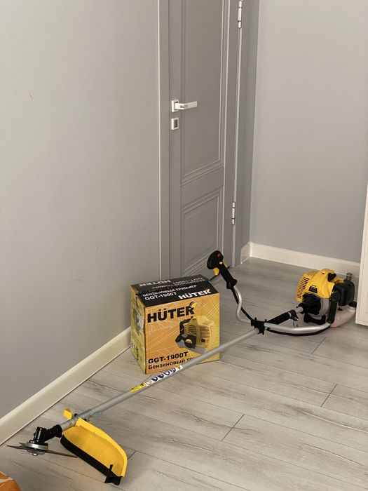 Триммер бензиновый