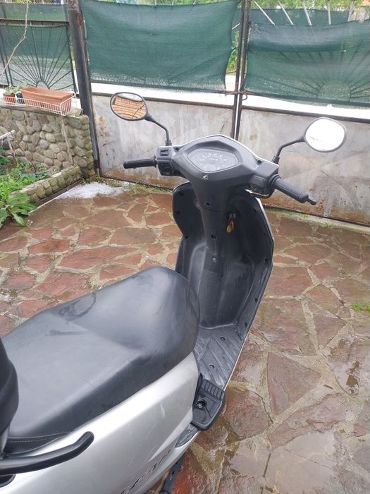 Honda Lead 100. Страхотна машина.
