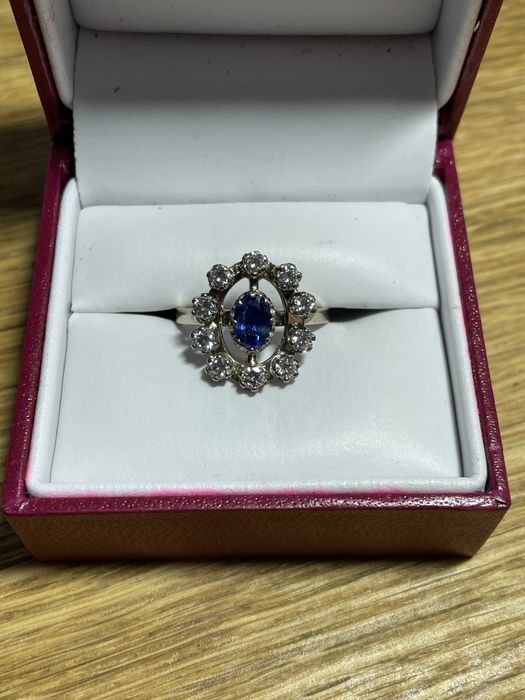 Inel aur 14k cu diamante si safir