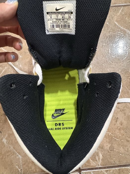 Adidasi tip gheata Nike