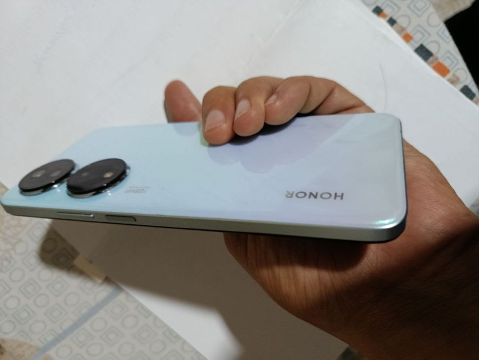 Honor X7b 8/128 silver