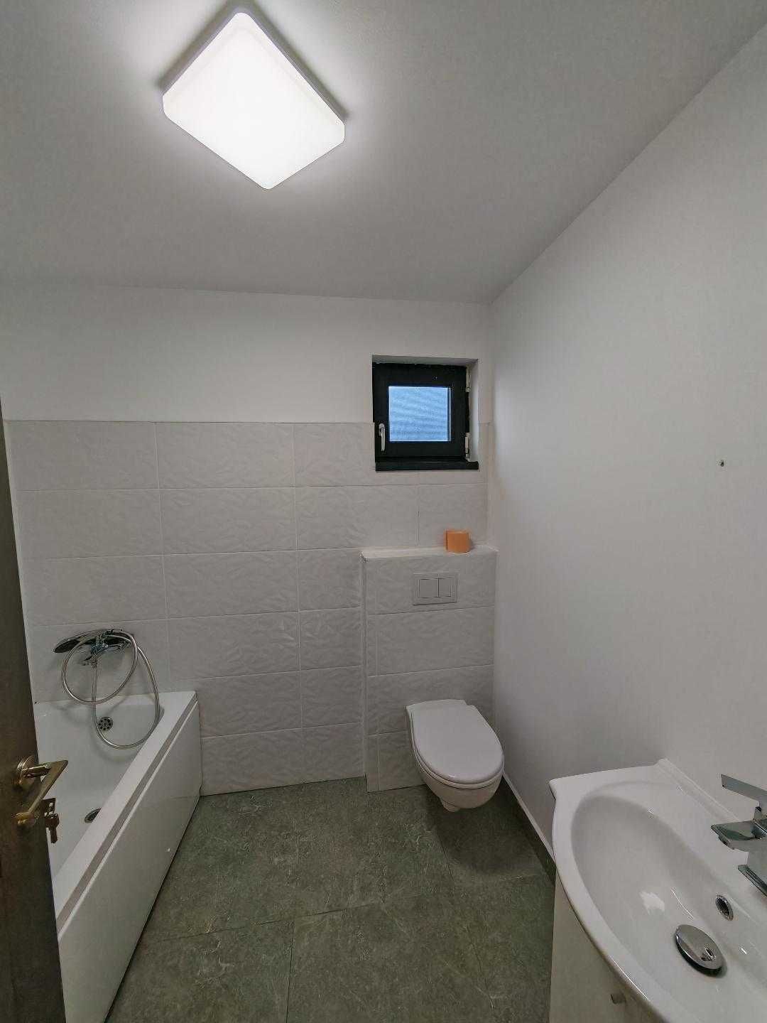 Inchiriem Casa Tip Duplex, 4 Camere, Utilata, Gradina,Tarlungeni Izvor