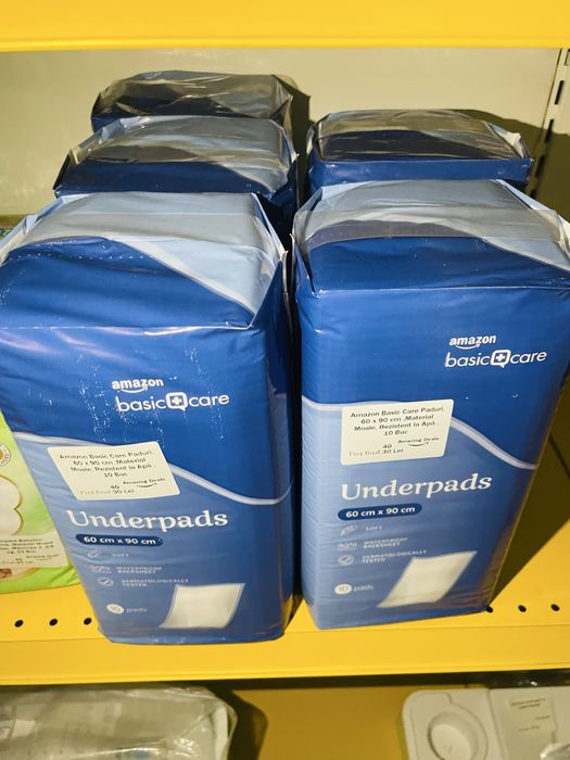 Amazon Basic Care, Paduri Rezistente la Apa ,60x90 cm ,10 Buc