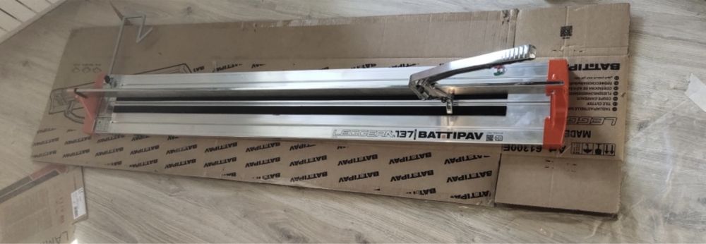 Плиткорез Nuova Battipav Leggera 137. Производство Италия.