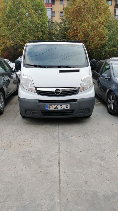 Opel Vivaro Impecabila si foarte bine intretinuta