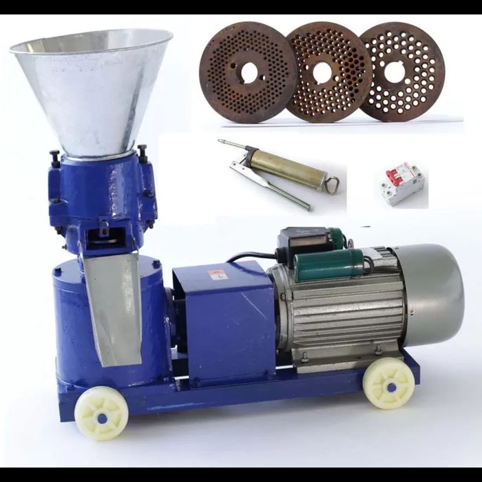 Granulator electric de furaje