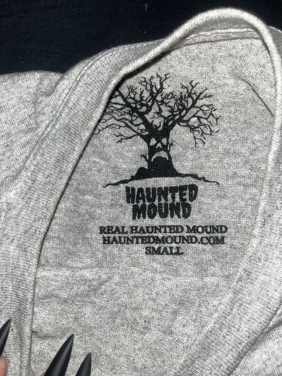 Футболка haunted mound HDOE