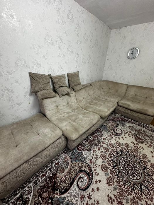 Продам угловой диван