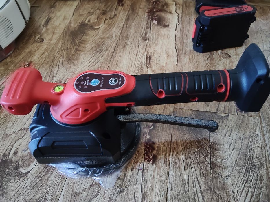 Masina cu ventuza vibrantă