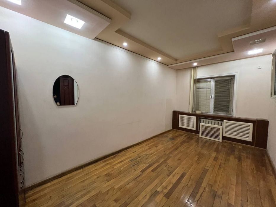 Продается нежилое помещение Геофизика 600м2