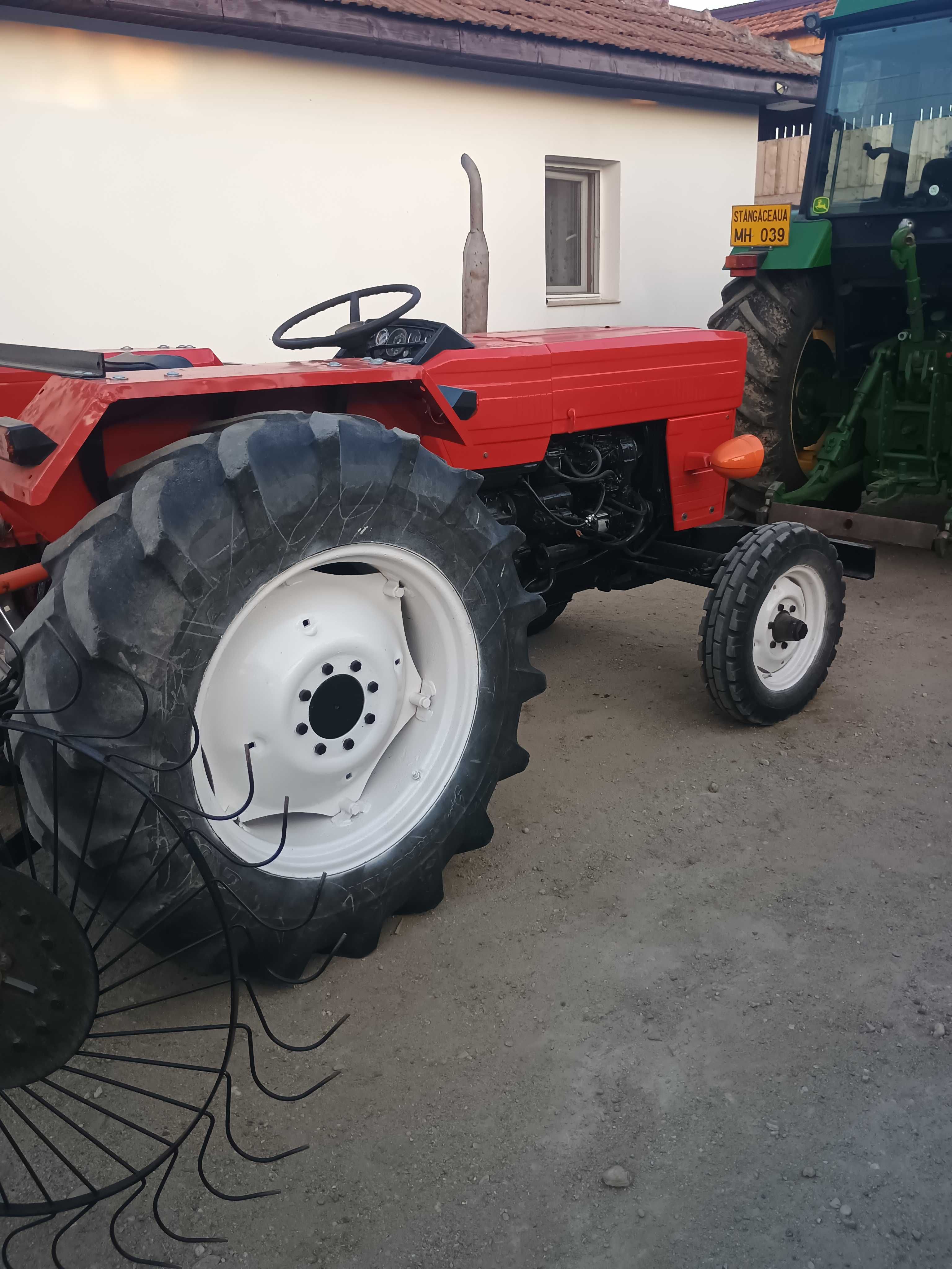 U 445 cu 2 manete