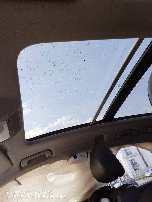 Navigatie consola volan scaune abs radio aeroterma clima grila audi q5