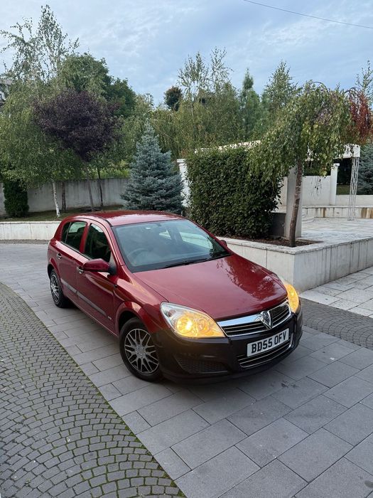 Opel Astra 2006 Opel Astra H 1.4i UK Acte valabile Masina Buna