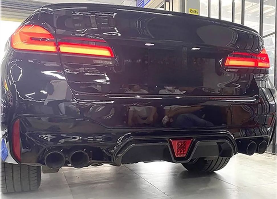 Бмв Г30 Г31 Оребрен Дифузьор / Добавка за задна броня / BMW G30 G31