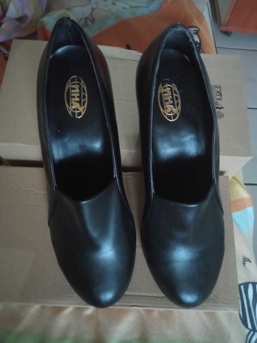 Обувки Ина 41 номер