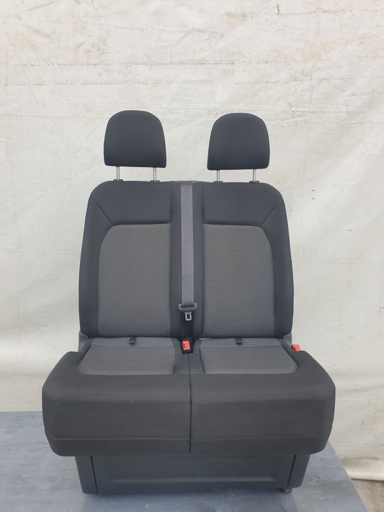 Schimb Bancheta VW Crafter cu scaun de o persoană