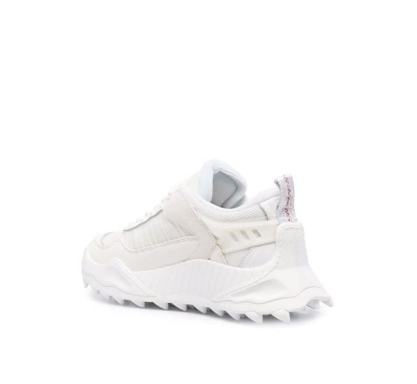 off white odsy triple white și alte modele