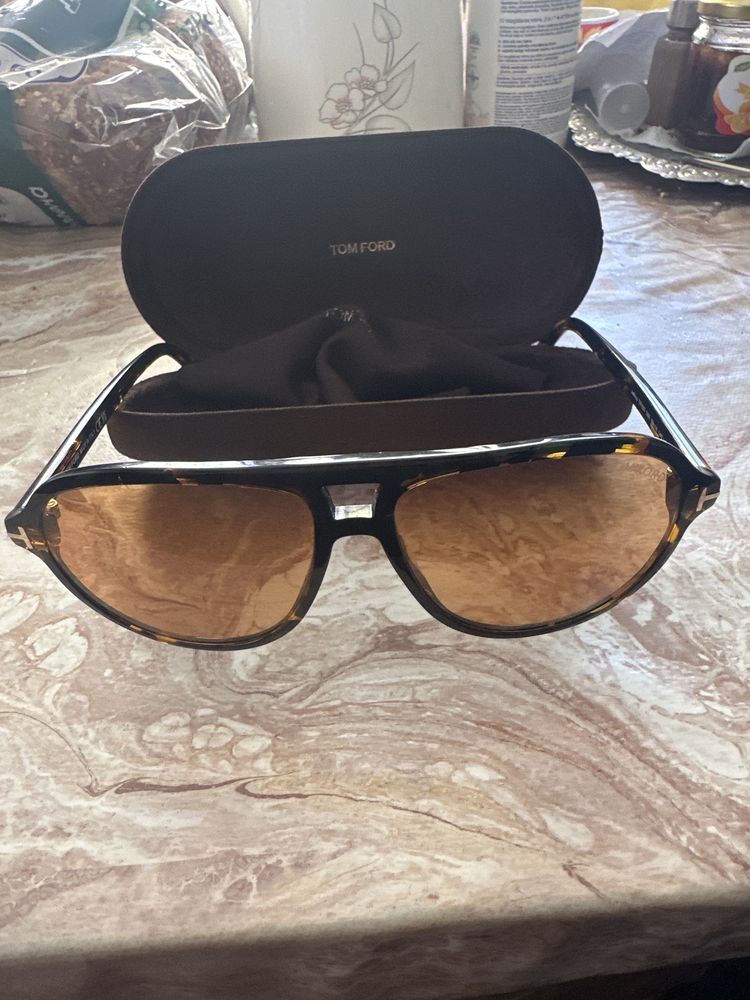Слънчеви очила “Tom Ford”