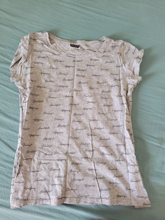 Haine purtate foarte puțin