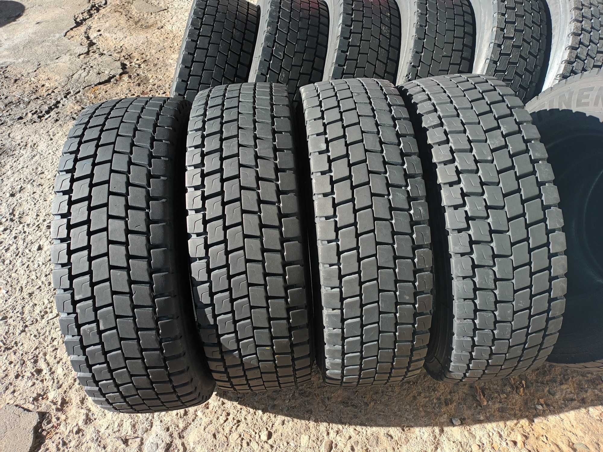 4 тежкотоварни гуми 285/70 R19.5 Michelin XDE2+ 144/142M M+S Germany