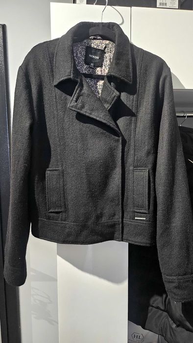 Вълнено дамско  ново палто Nixon