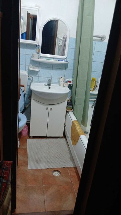 Vând apartament 2 camere