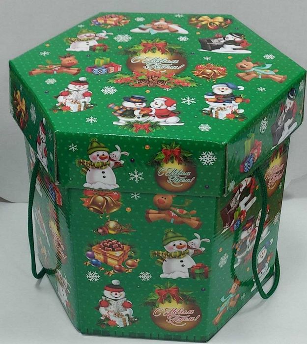 Yangi yil sovg'asi uchun karobka