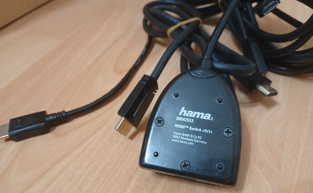 Кабел Hama HDMI 2x1 Суич Switcher сплитер хдми