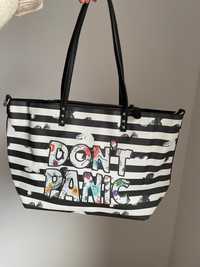Дамска чанта с ефектен надпис “Don’t panic”