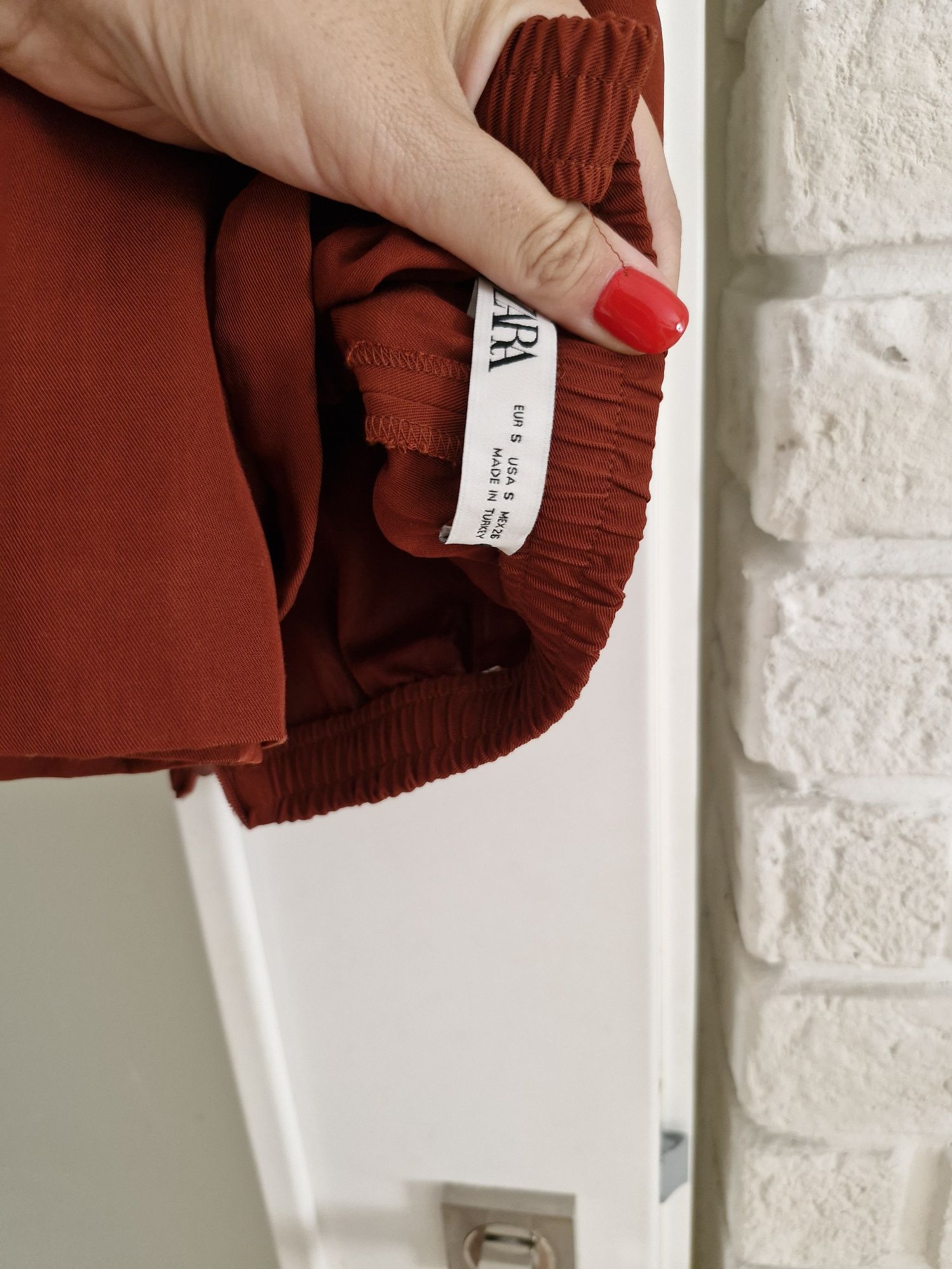 Топ, риза Zara, панталон Zara