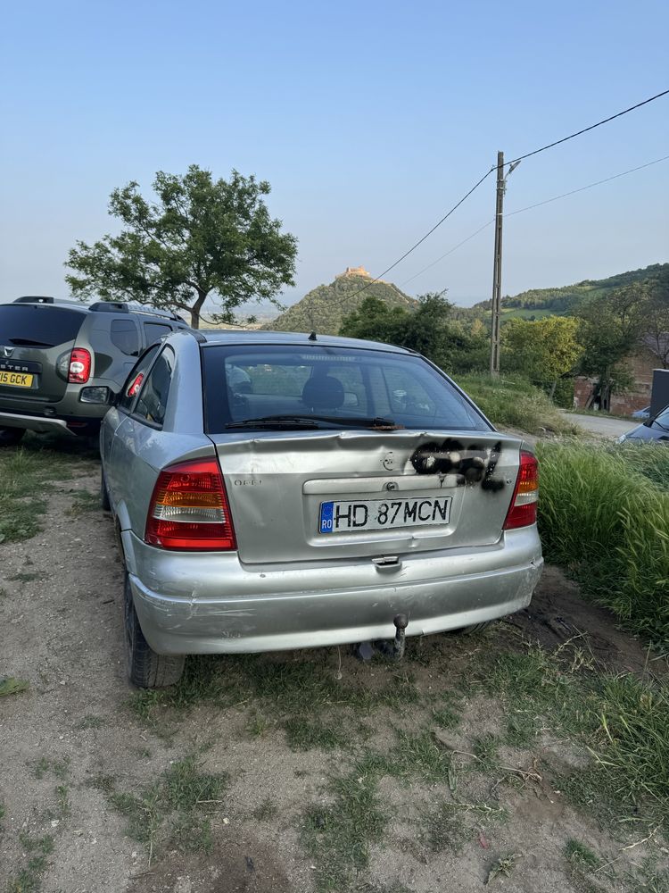 Opel astra g 1.6 8v