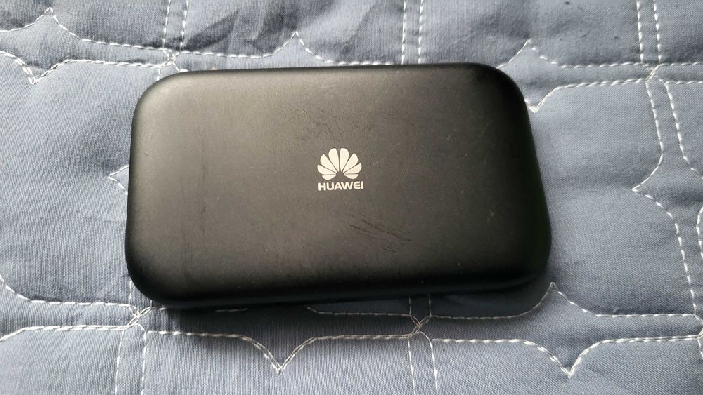HUAWEI 4G Model E5577Cs-321 router WiFi liber de retea