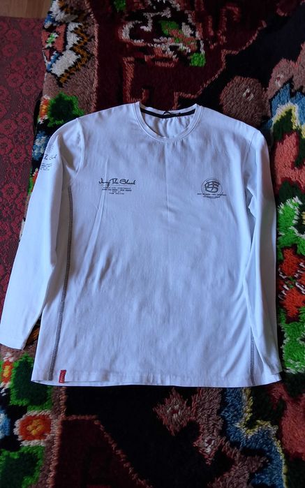 Бяла мъжка блуза