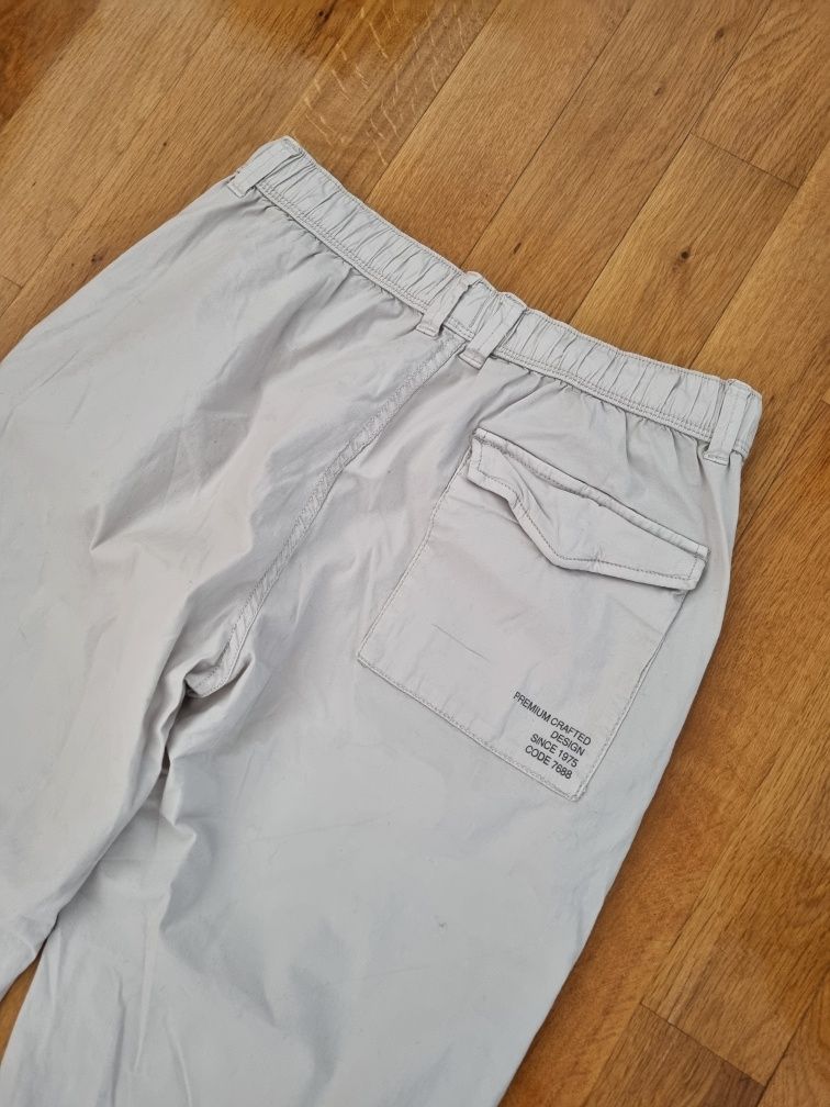 Pantaloni marimea 164 cm zara