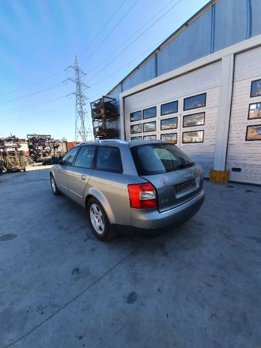 Audi a4 2.5tdi AN 2003 Dezmembrez/Dezmembram
