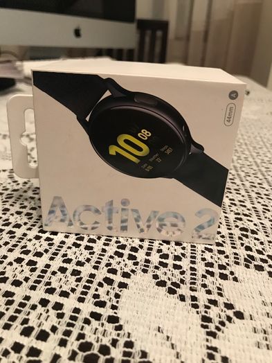 Часовник Samsung Galaxy Watch Active2