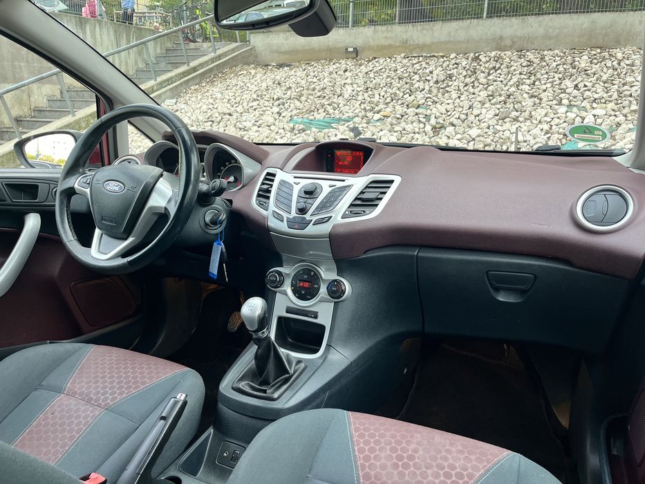 Ford Fiesta Titanium 1.3 82cp 2009