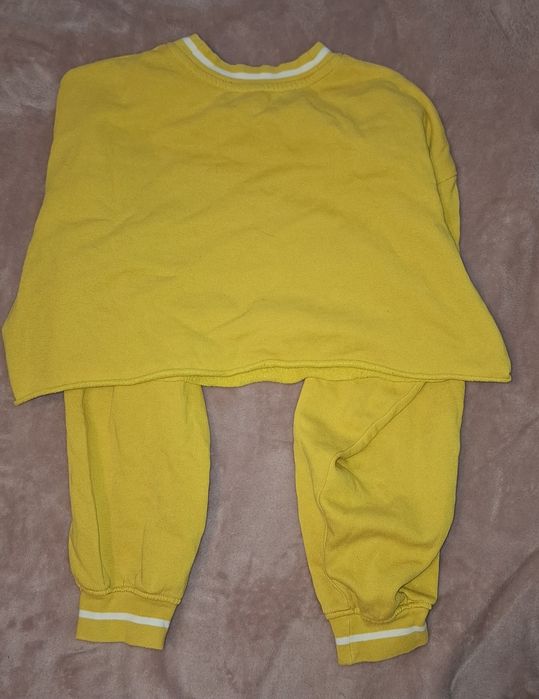 Скъсен суитчър без цип Н&M размер xs