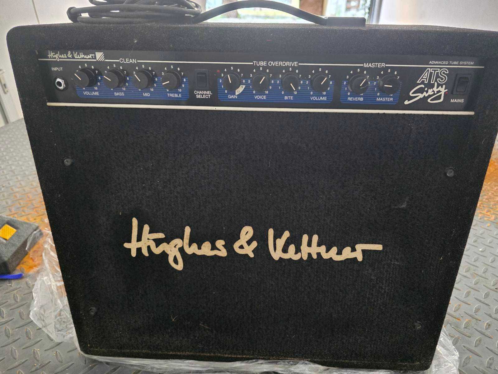 Кубе за китара Hughes & Kettner ATS Sixty Hybrid Combo
