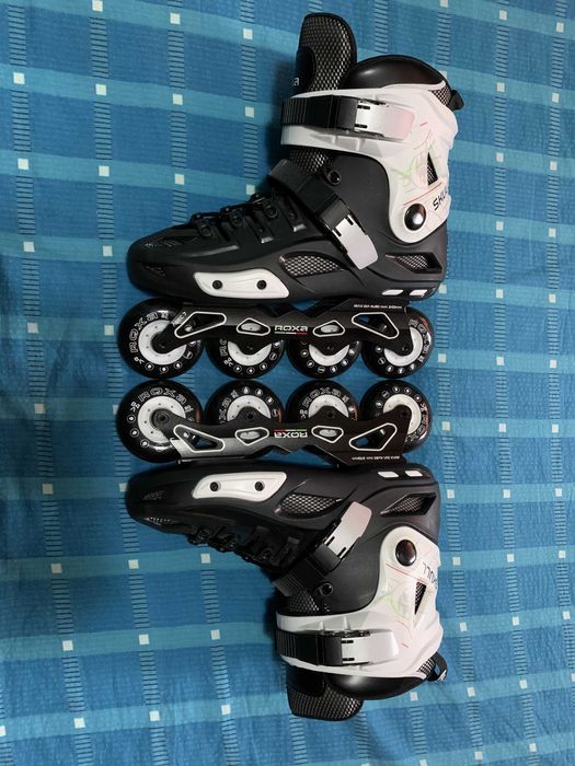 Role freeskate Skull HardBoot negru alb, nr. 43 NOI, NEFOLOSITE...