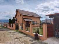 Casa de vanzare in Carpinis