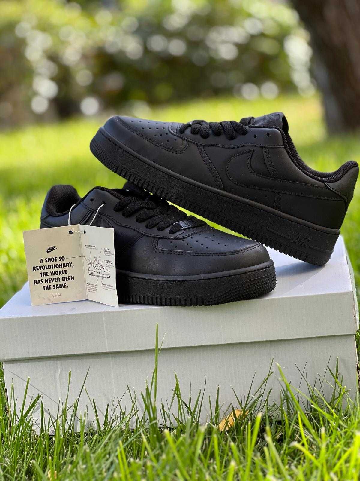 Adidasi Nike Air Force 1 triple black produs NOU