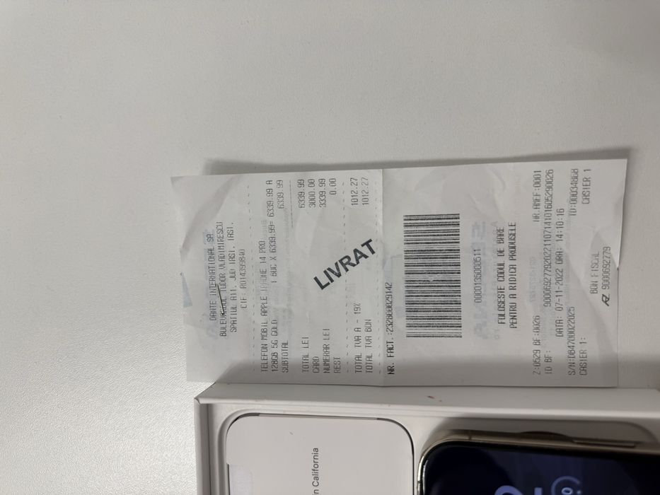Vand iphone 14 pro gold full box