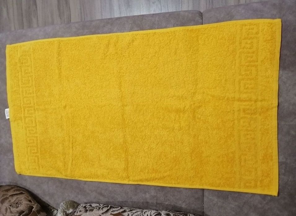 Продам полотенца