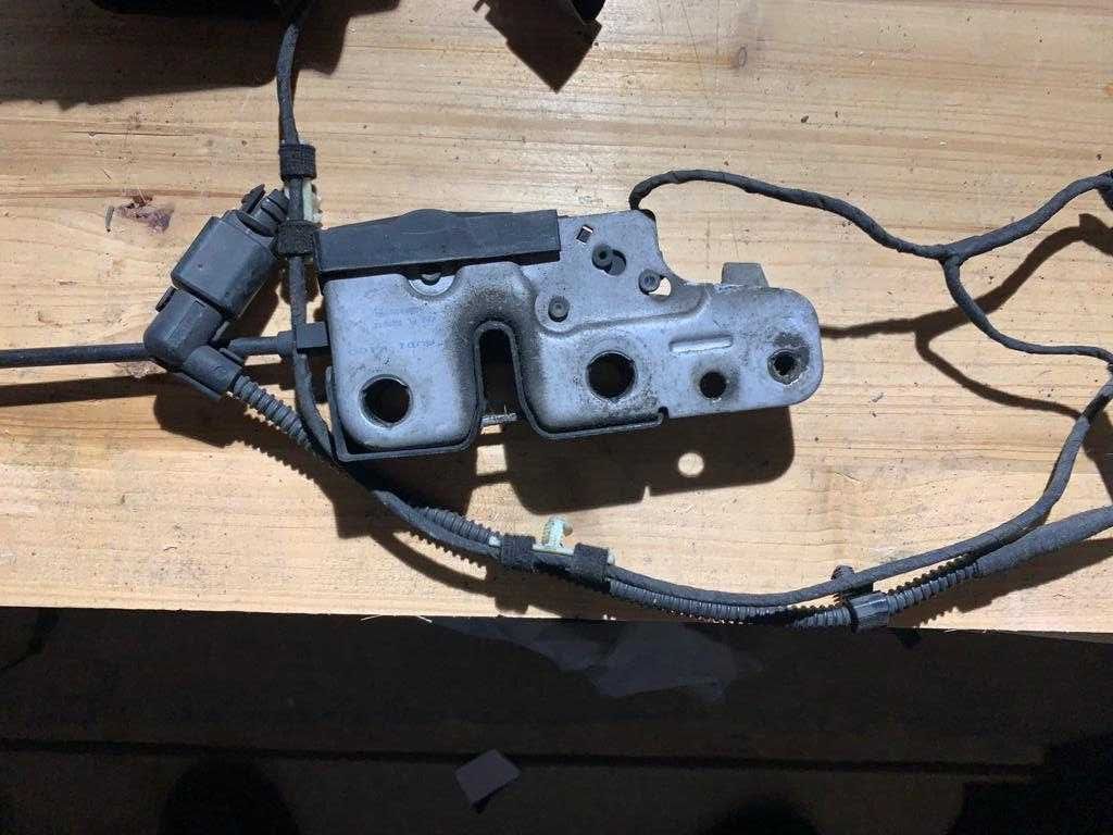 broasca capota pentru deschidere capota motor vw passat b6 b7 cc