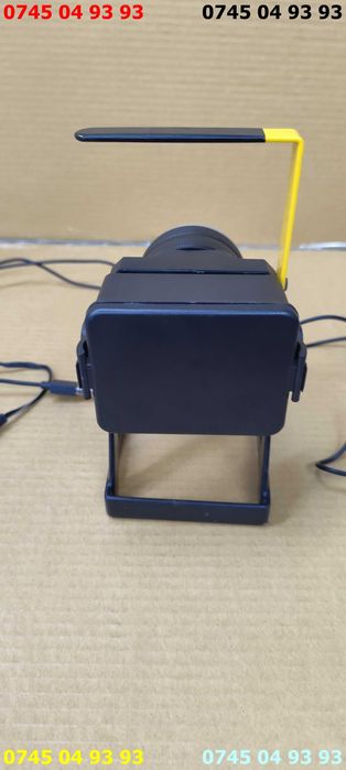 proiector lanterna puternica cu 3 acumulatori 18650 cu proba